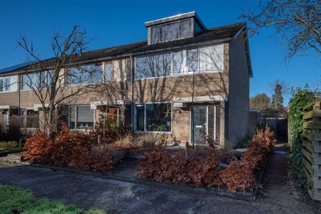 iQ Makelaars Groningen, Pinksterbloemweg 16