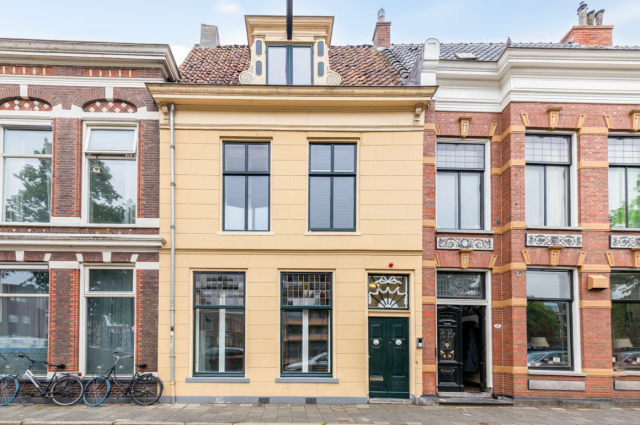 iQ Makelaars Groningen, Turfsingel