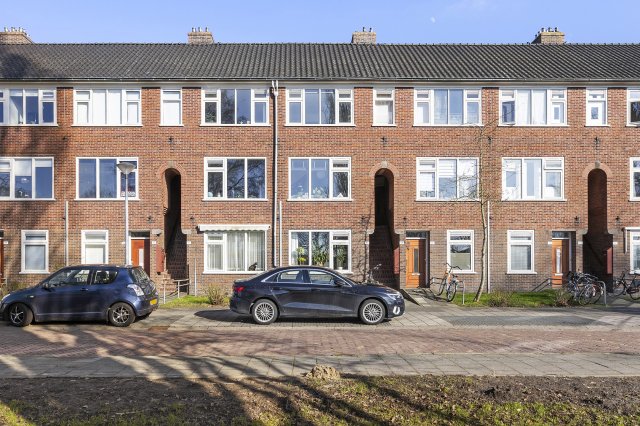 iQ Makelaars GRONINGEN, Adriaan van Ostadestraat