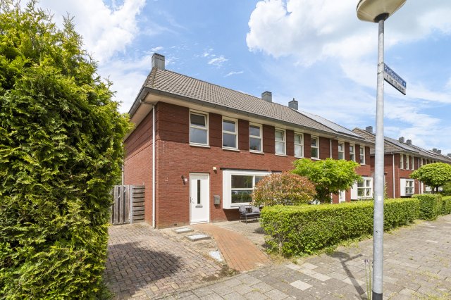 iQ Makelaars GRONINGEN, Porfierstraat